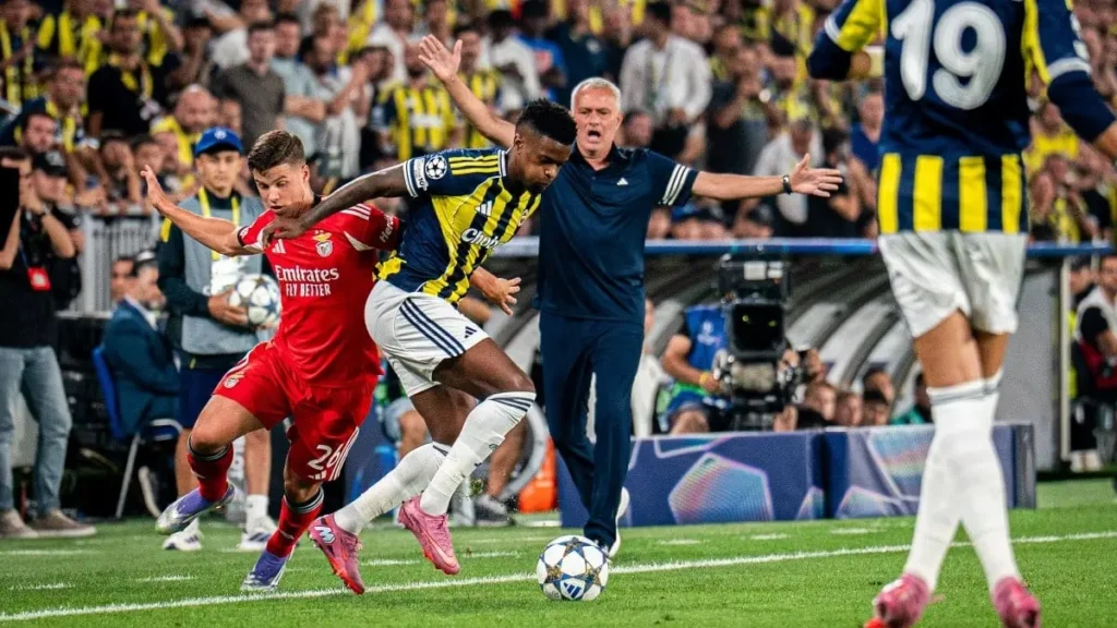 12BET:穆里尼奥全场零射正费内巴切欧冠梦碎